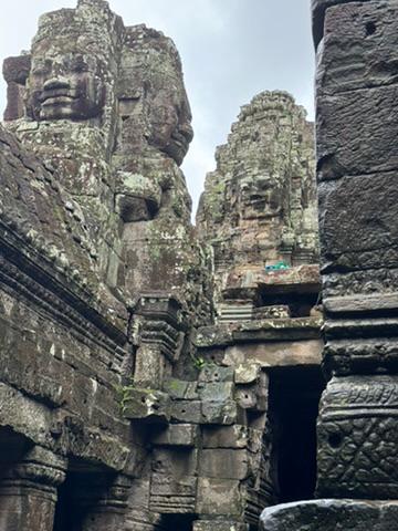 Faces, Bayon.